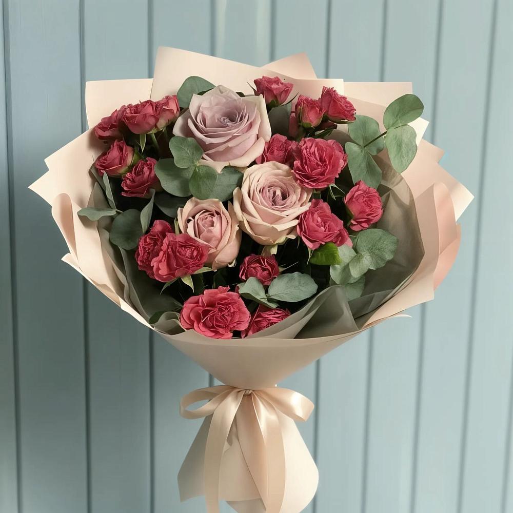 Букет цветов из: Гвоздики и Розы в Астрахани