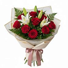 Букет цветов из:  Лилии и Розы #REPLACE_PRED# Астрахани