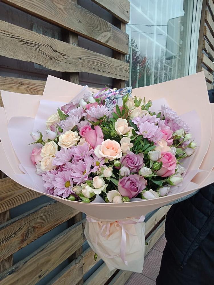 Букет цветов из: Розы и Хризантемы в Астрахани