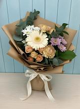 Букет цветов из:  Герберы и Хризантемы #REPLACE_PRED# Астрахани