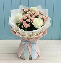 Букет цветов из:  Розы #REPLACE_PRED# Астрахани