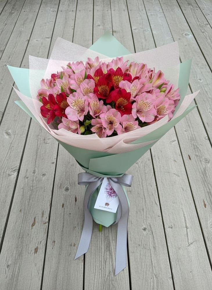 Букет цветов из: Альстромерии в Астрахани