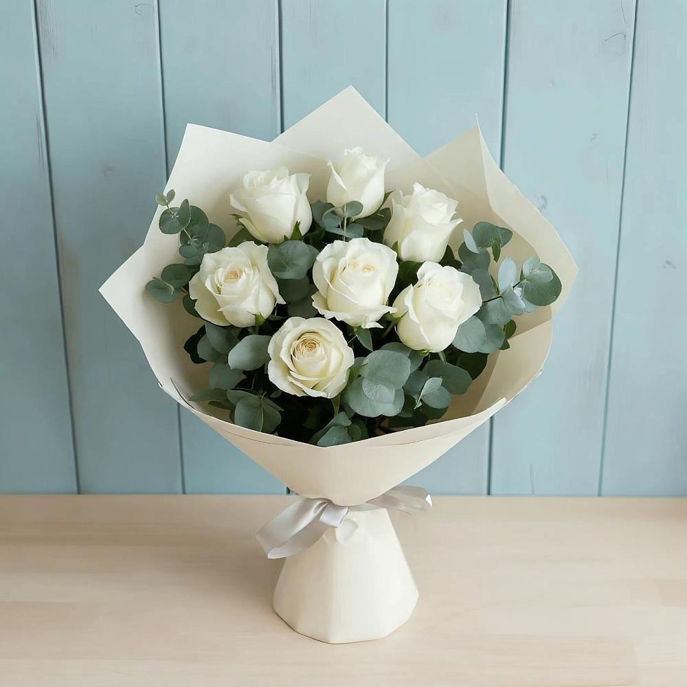 Букет Белые розы в Эвкалипте в Астрахани