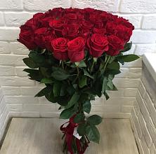 Красные розы Гран При