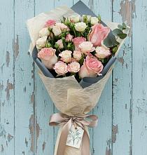 Букет цветов из:  Розы в Астрахани