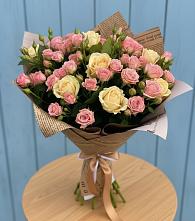 Букет цветов из:  Розы в Астрахани