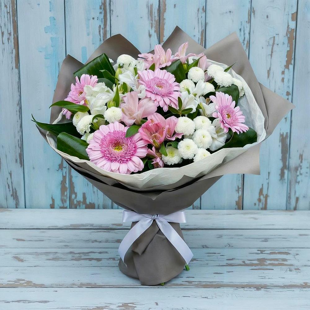 Букет цветов из: Герберы, Альстромерии и Хризантемы в Астрахани