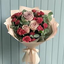 Букет цветов из:  Гвоздики и Розы #REPLACE_PRED# Астрахани