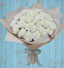 Букет цветов из:  Гвоздики в Астрахани