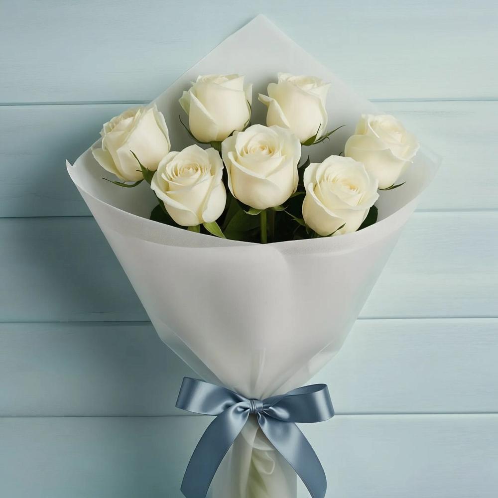 Букет 7 Белых роз Эдлесс Лав в Астрахани