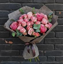 Букет цветов из:  Розы #REPLACE_PRED# Астрахани